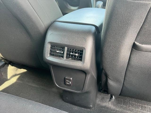 Photo of 2023 Summit White Chevrolet Equinox