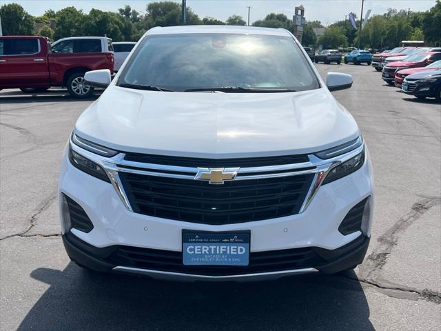 Photo of 2023 Summit White Chevrolet Equinox