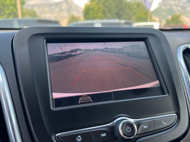 Photo of 2023 Summit White Chevrolet Equinox