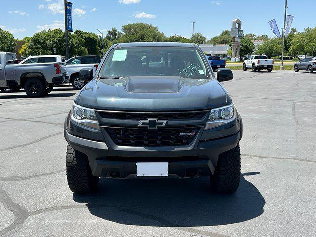 Photo of 2018 Graphite Metallic Chevrolet Colorado