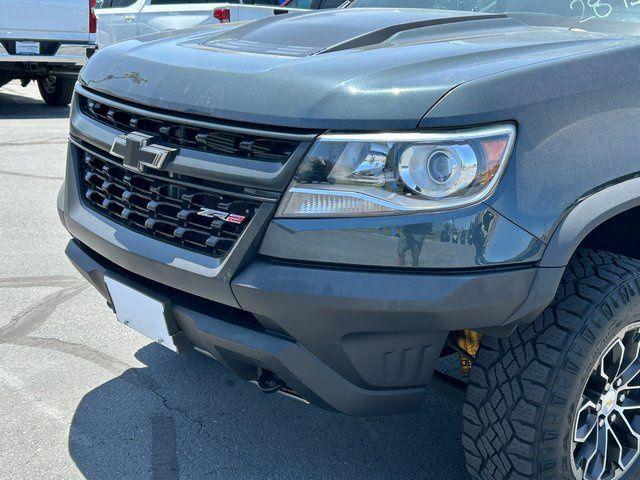 Photo of 2018 Graphite Metallic Chevrolet Colorado