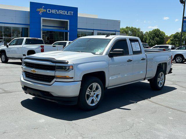 Photo of 2017 Silver Ice Metallic Chevrolet Silverado 1500