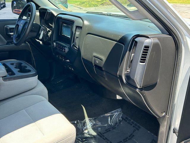 Photo of 2017 Silver Ice Metallic Chevrolet Silverado 1500