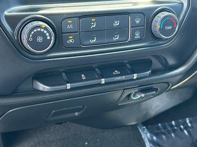 Photo of 2017 Silver Ice Metallic Chevrolet Silverado 1500