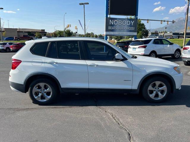 Photo of 2011 Alpine White BMW X3