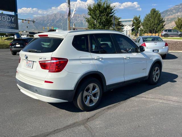 Photo of 2011 Alpine White BMW X3