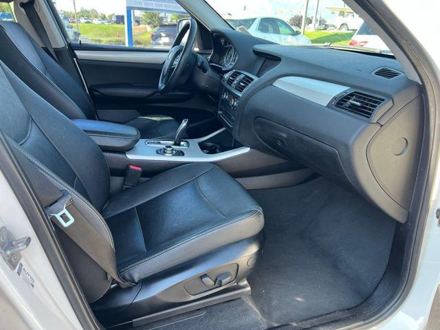 Photo of 2011 Alpine White BMW X3