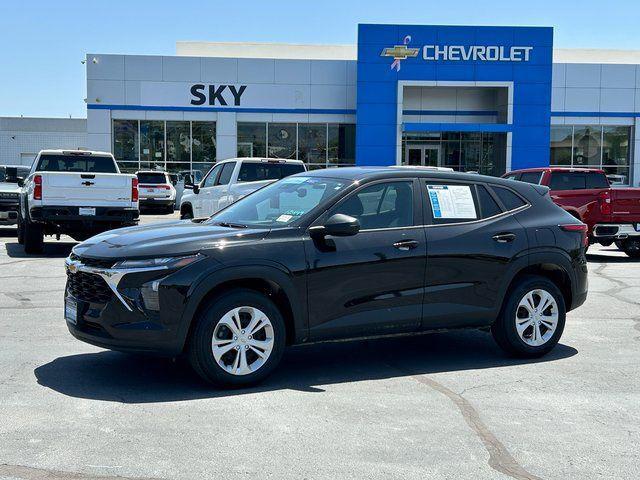 Photo of 2025 Mosaic Black Metallic Chevrolet Trax