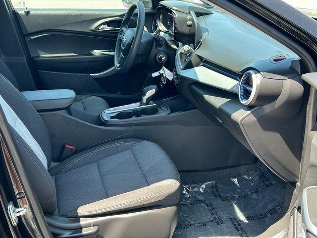 Photo of 2025 Mosaic Black Metallic Chevrolet Trax