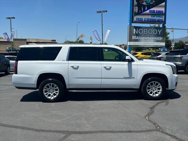Photo of 2020 Summit White GMC Yukon XL