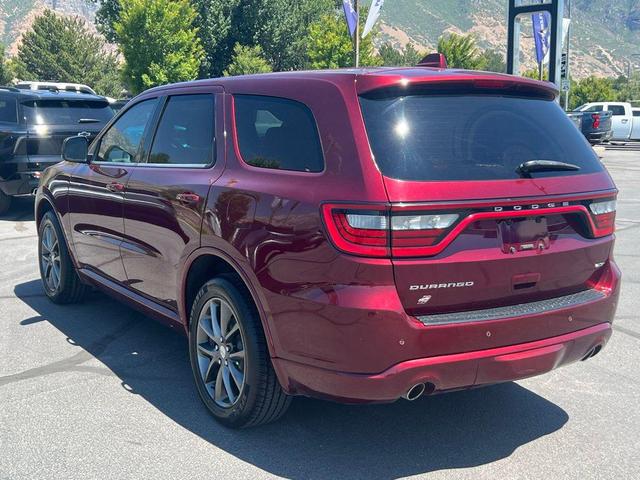 Photo of 2018 Octane Red Pearlcoat Dodge Durango