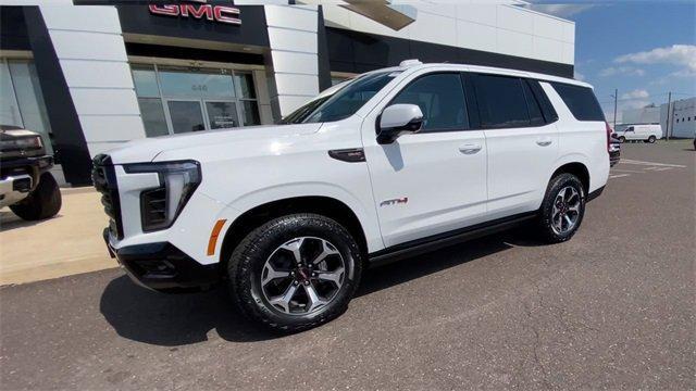Photo of 2025 Summit White GMC Yukon