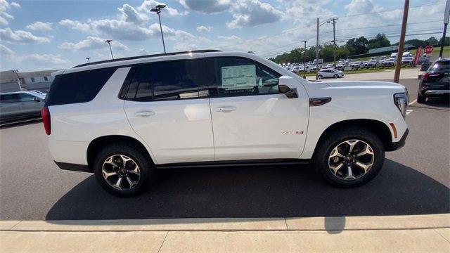 Photo of 2025 Summit White GMC Yukon