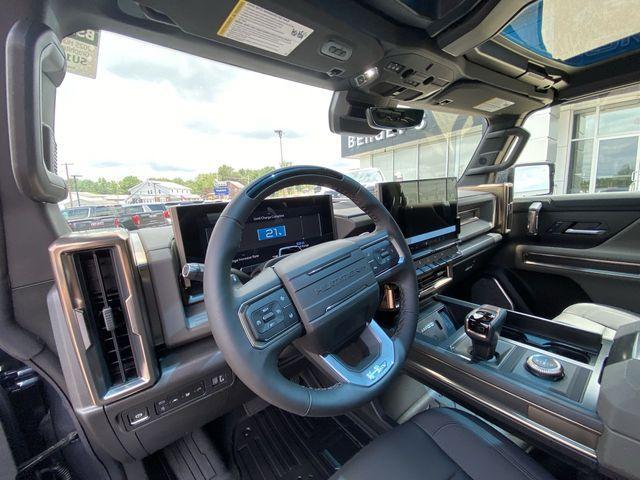 Photo of 2025 Graphite Blue Metallic GMC HUMMER EV SUV