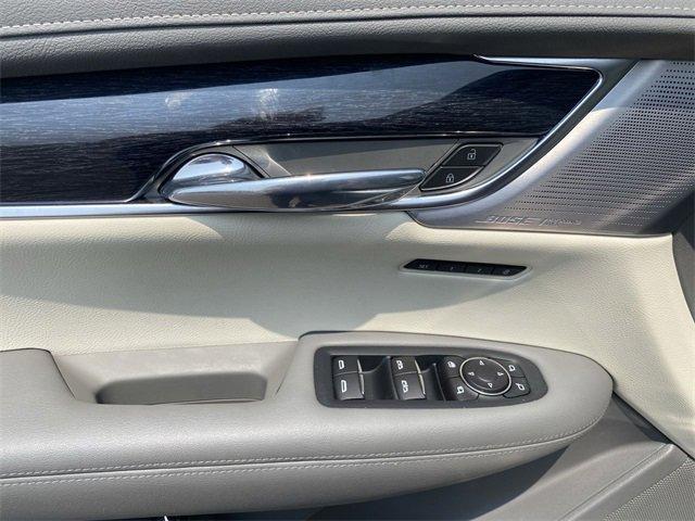 Photo of 2022 Crystal White Tri-Coat Cadillac XT6