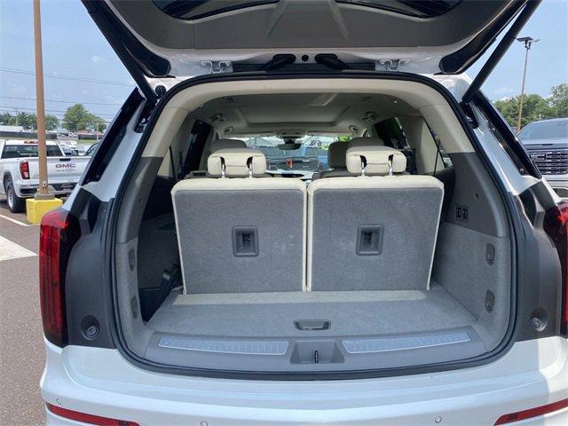 Photo of 2022 Crystal White Tri-Coat Cadillac XT6