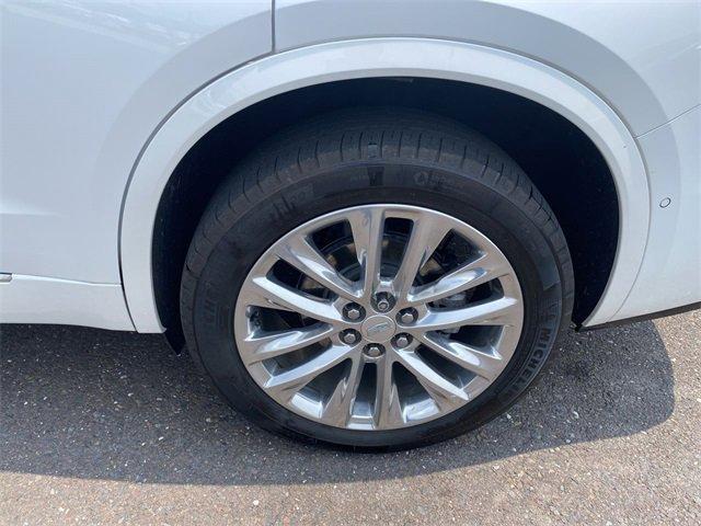 Photo of 2022 Crystal White Tri-Coat Cadillac XT6