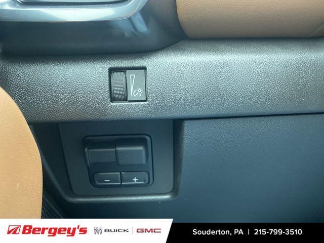 Photo of 2026 Onyx Black GMC Canyon