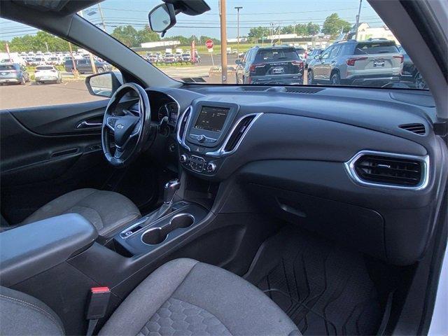 Photo of 2019 Iridescent Pearl Tricoat Chevrolet Equinox