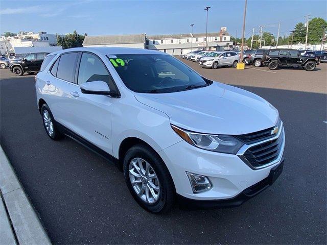 Photo of 2019 Iridescent Pearl Tricoat Chevrolet Equinox