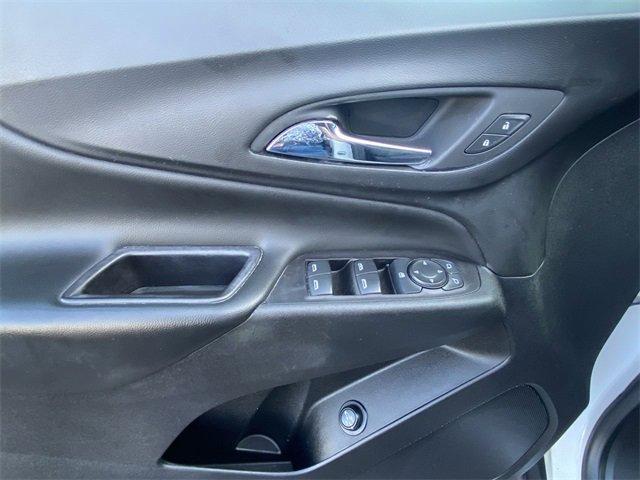 Photo of 2019 Iridescent Pearl Tricoat Chevrolet Equinox