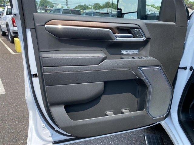 Photo of 2024 White Frost Tri-Coat GMC Sierra 1500