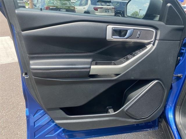 Photo of 2021 Blue Ford Explorer