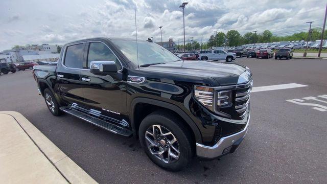 Photo of 2025 Onyx Black GMC Sierra 1500