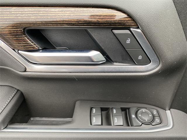 Photo of 2025 Onyx Black GMC Sierra 1500