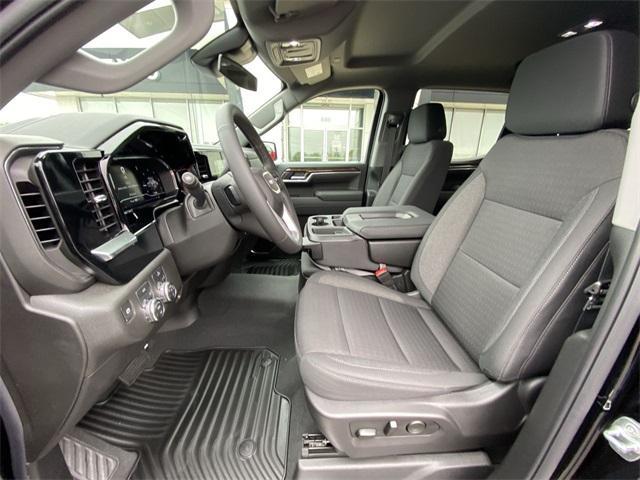 Photo of 2025 Onyx Black GMC Sierra 1500