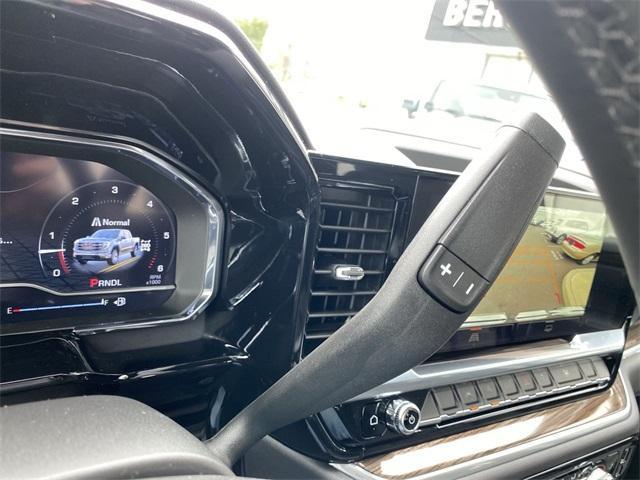 Photo of 2025 Onyx Black GMC Sierra 1500