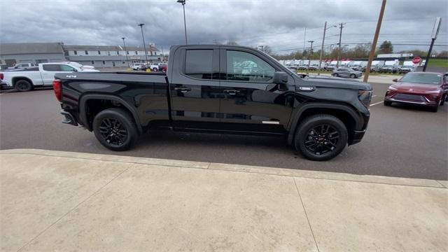 Photo of 2025 Onyx Black GMC Sierra 1500