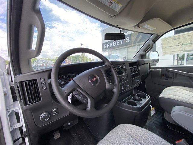 Photo of 2025 Summit White GMC Savana 3500
