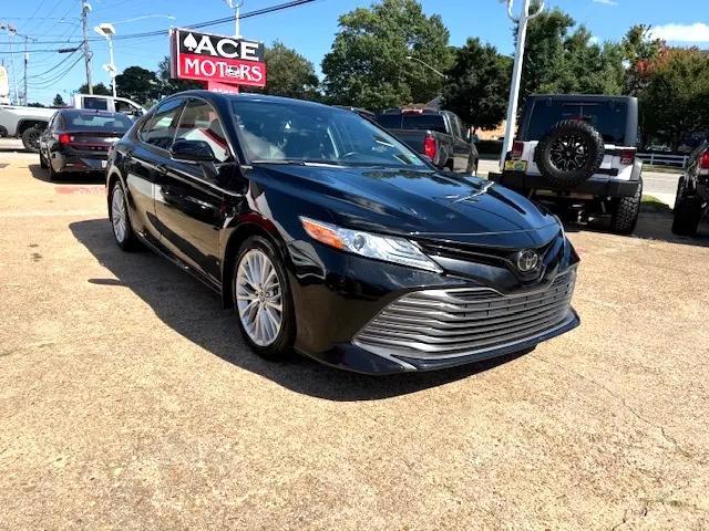 Photo of 2020 Midnight Black Metallic Toyota Camry