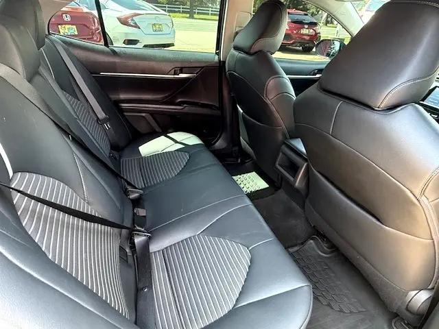 Photo of 2019 Midnight Black Metallic Toyota Camry