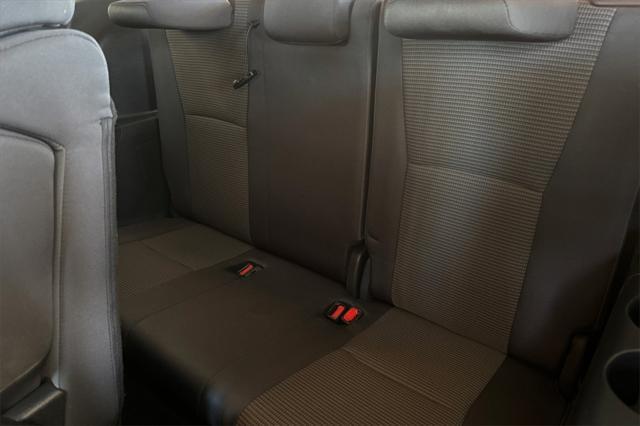 Photo of 2024 Magnetic Gray Metallic Toyota Highlander