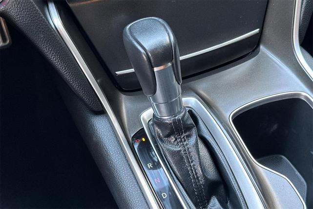 Photo of 2022 Silver Metallic Honda Accord