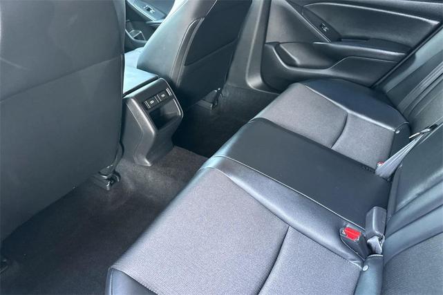 Photo of 2022 Silver Metallic Honda Accord