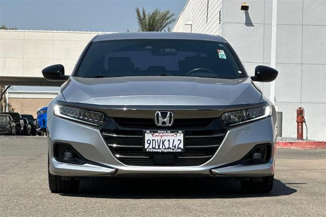 Photo of 2022 Silver Metallic Honda Accord