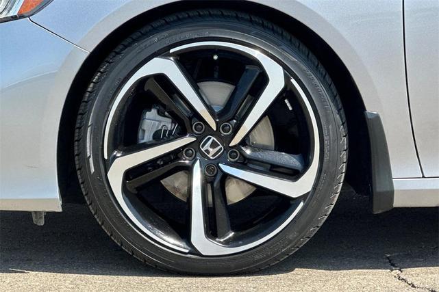 Photo of 2022 Silver Metallic Honda Accord