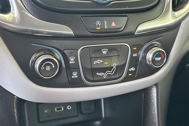 Photo of 2022 Mosaic Black Metallic Chevrolet Equinox