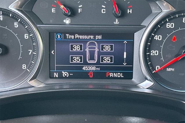 Photo of 2022 Mosaic Black Metallic Chevrolet Equinox