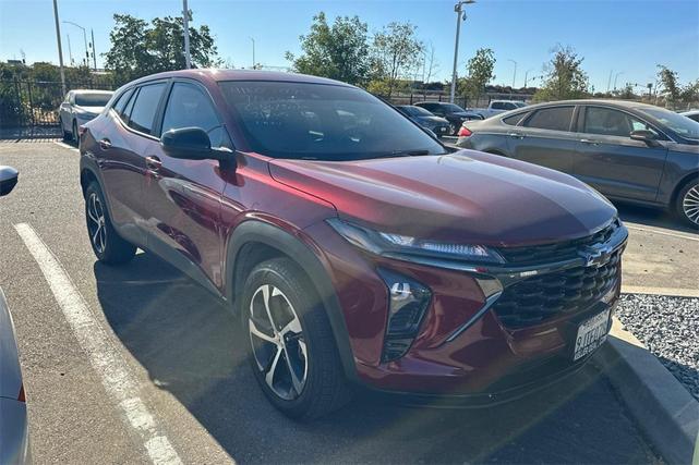 Photo of 2024 Crimson Metallic Chevrolet Trax