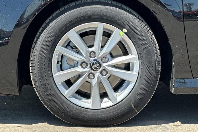 Photo of 2025 Black Toyota Camry