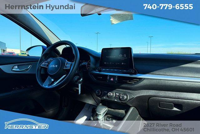 Photo of 2023 Deep Sea Blue Kia Forte