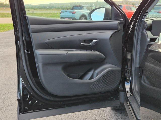 Photo of 2026 Phantom Black Hyundai TUCSON