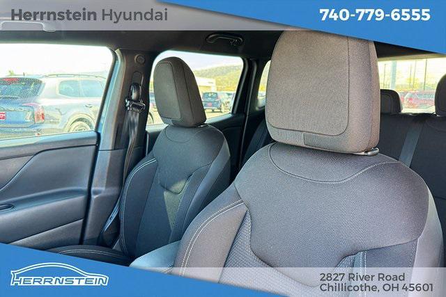 Photo of 2022 Slate Blue Pearlcoat Jeep Renegade
