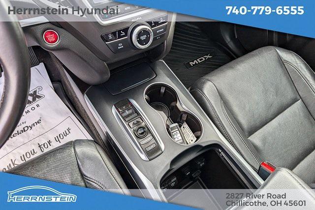 Photo of 2019 Lunar Silver Metallic Acura MDX