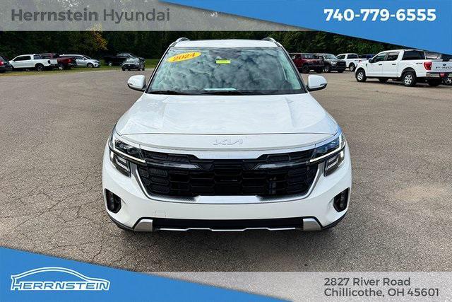 Photo of 2024 Snow White Pearl Kia Seltos