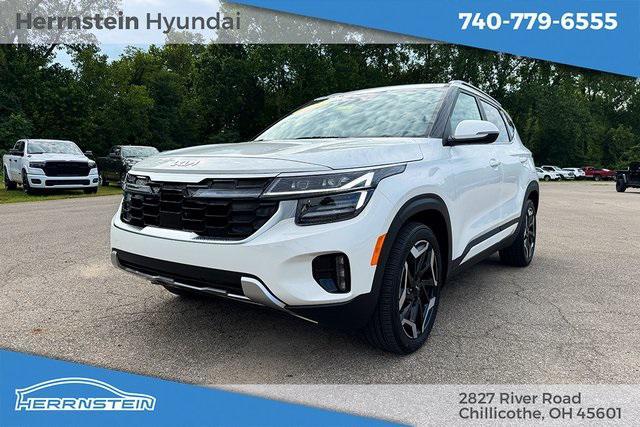 Photo of 2024 Snow White Pearl Kia Seltos